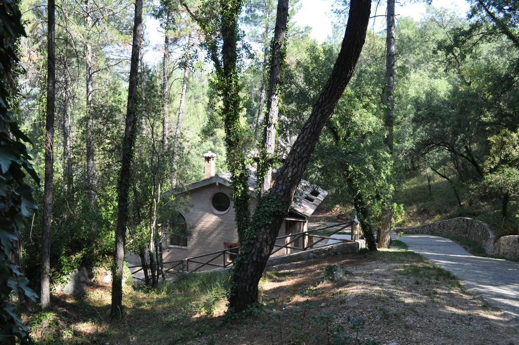 Casa Rural Ermita Santa Maria De La Sierra Villa Arroyo Frio Camera foto